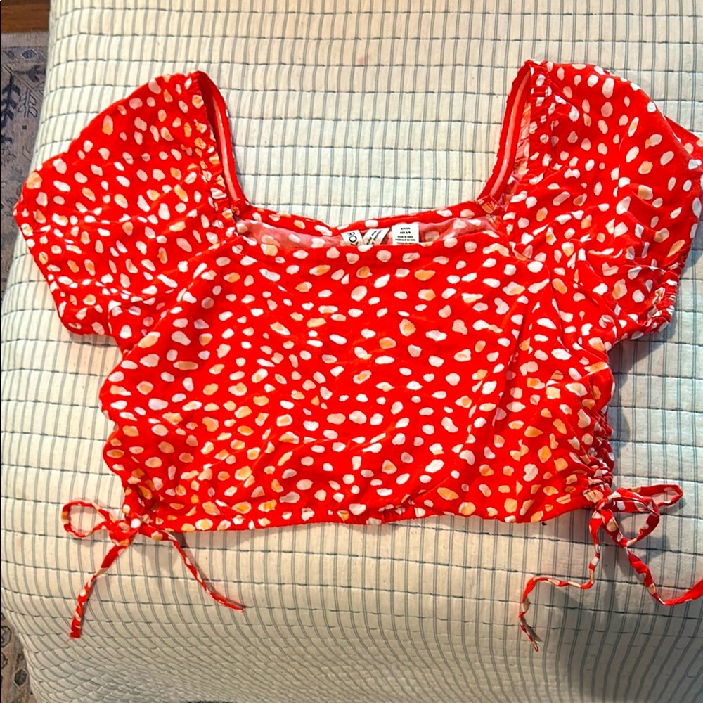 Roxy Red and White Puff Sleeve Crop Blouse